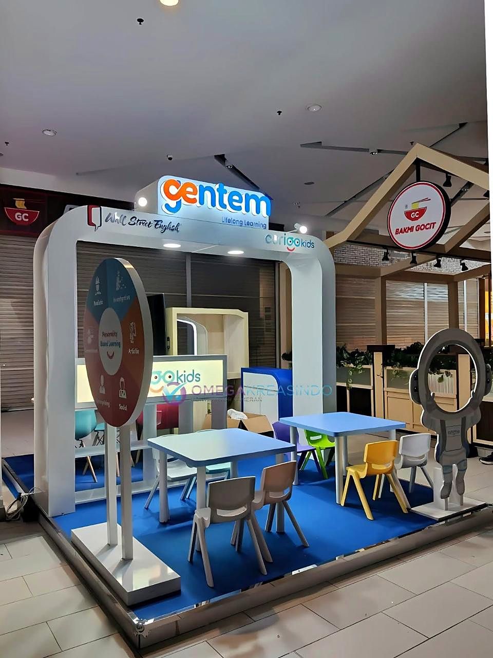 Booth area bermain anak